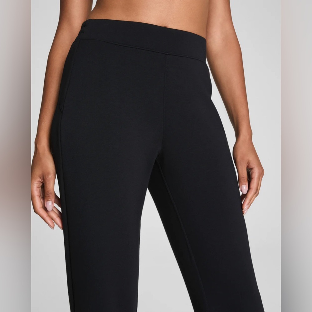 SPANX AirEssentials Slim Straight Pant, Very Black, Size Large - Picture 4 of 10